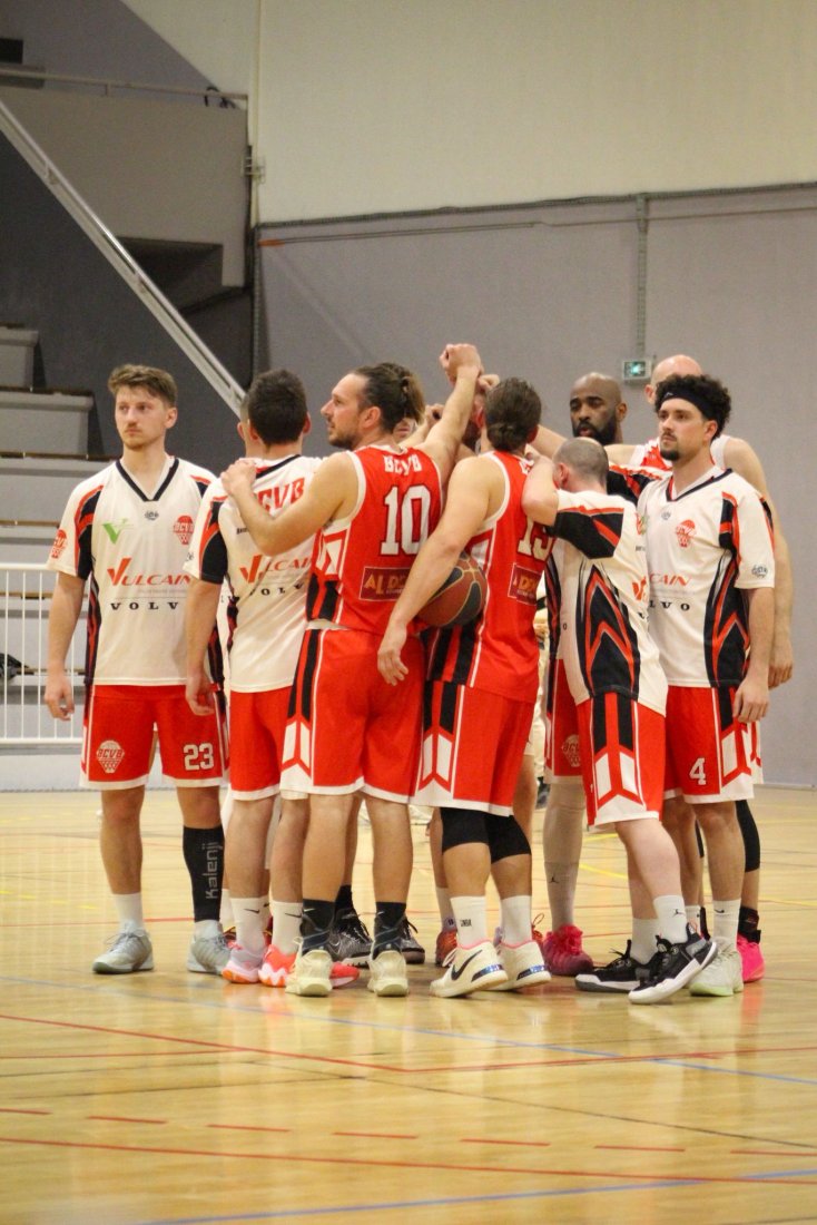 PNM : une victoire rassurante dans le derby face a Chazay d'Azergues 86-64